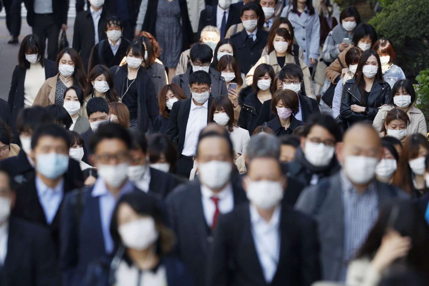 Japonya'da 19 eyalette ilan edilen OHAL 1 Ekim'de kaldırılıyor Japonya'da 19 eyalette ilan edilen OHAL 1 Ekim'de kaldırılıyor